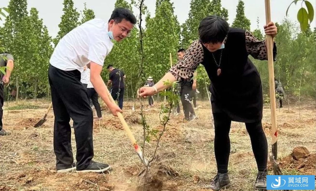隆尧县山口镇开展尧山义务植树活动