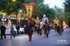 河北正定：古装巡游 邂逅千年历史