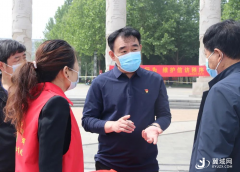邢台开发区和火炬办携手宣传《信访工作条例》